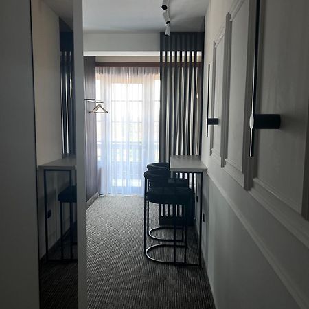 Hotel Zlatni Bor Sokolac  Buitenkant foto